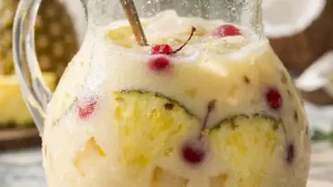 Sangria piña colada